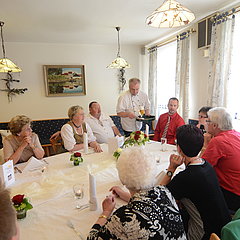 A family celebration at the Hotel and Gasthof zur Post Grafenwöhr.